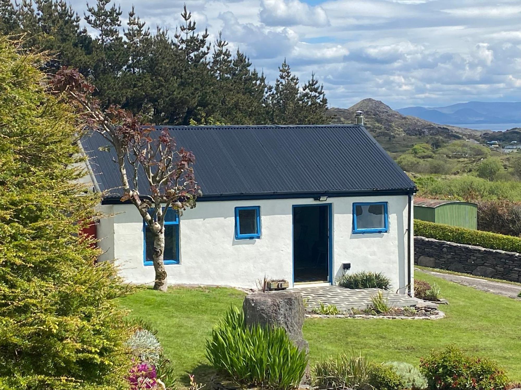 Unique Old Stone Cottage Killarney Extérieur photo